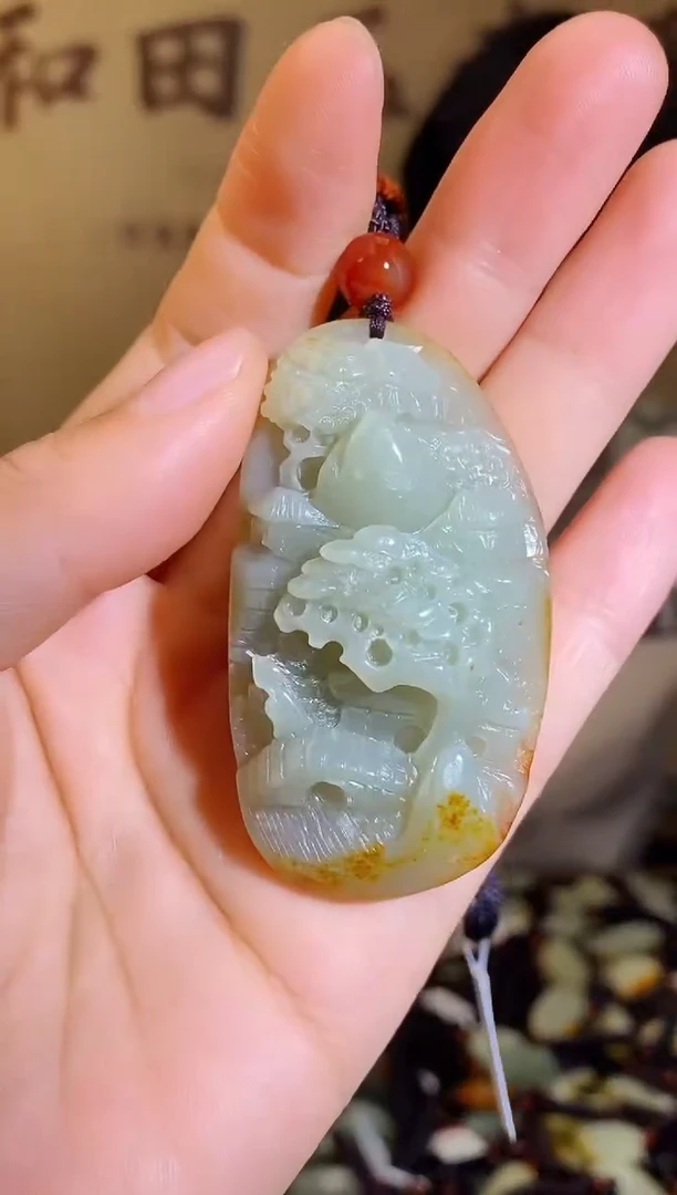 颈饰未镶嵌和田玉1