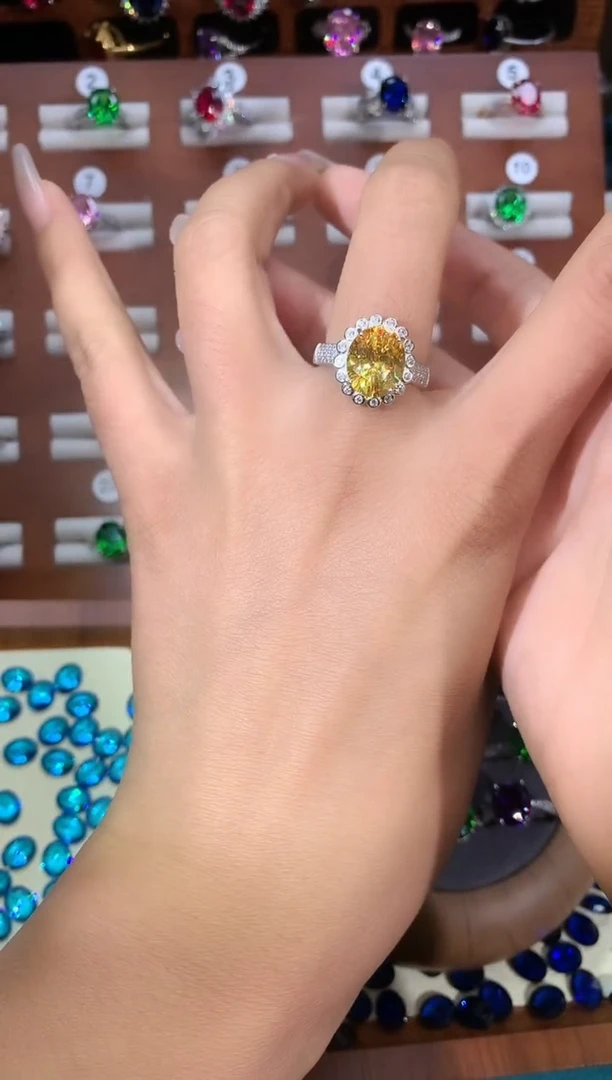 无925银满火彩金丝雀戒指