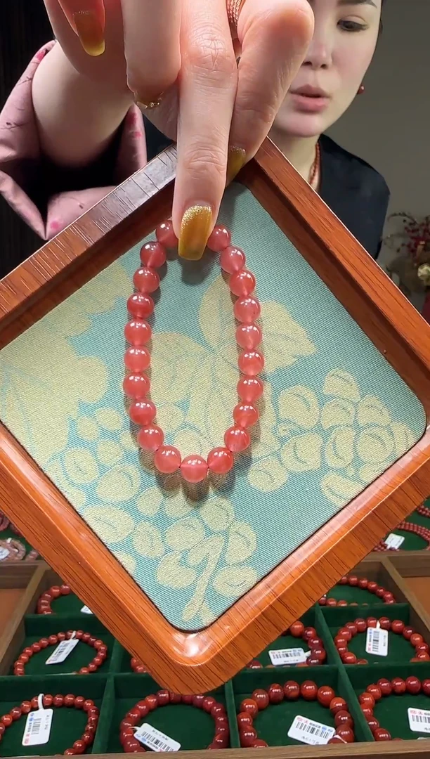 【闪购商品】南红玛瑙手链未镶嵌天然南红8mm瑕疵普货多样性发货