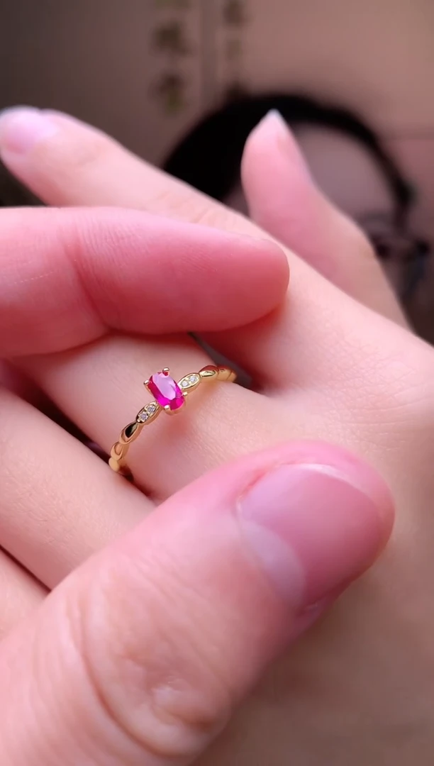 银S925镶嵌戒指红宝石戒指