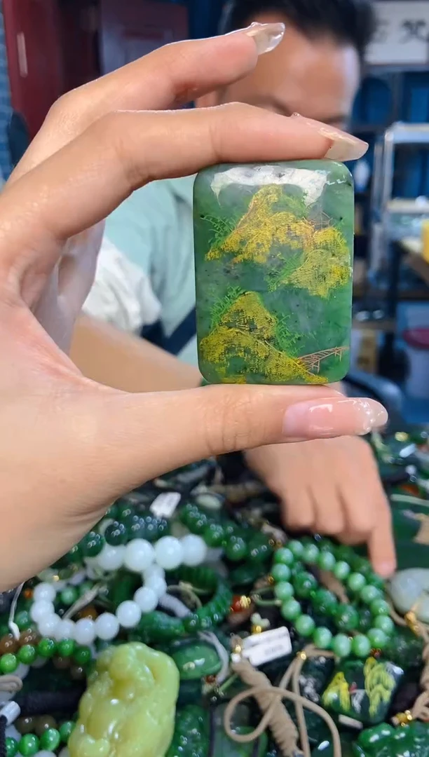 未镶嵌和田玉挂件1