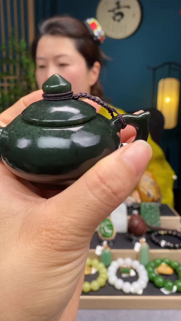 和田玉未镶嵌吊坠(不含链)手把