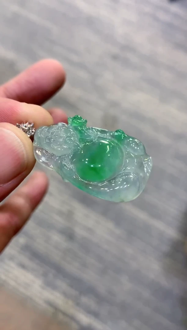 颈饰未镶嵌翡翠天然A货翡翠