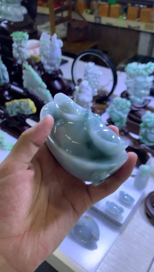 翡翠挂件未镶嵌用****7翡翠摆件