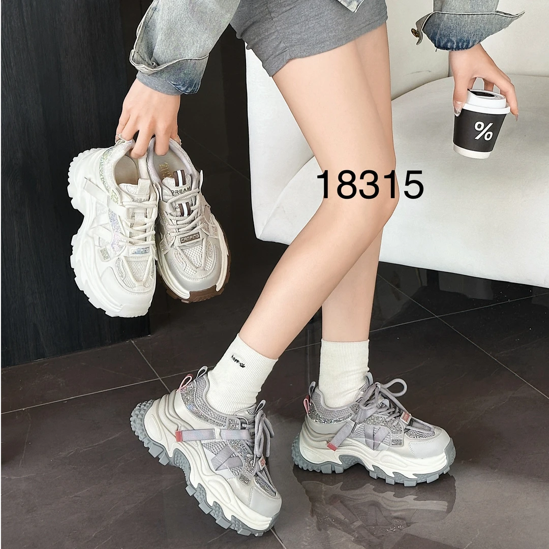 【潇洒严选】女士品牌时尚厚底显瘦拼色老爹鞋18315