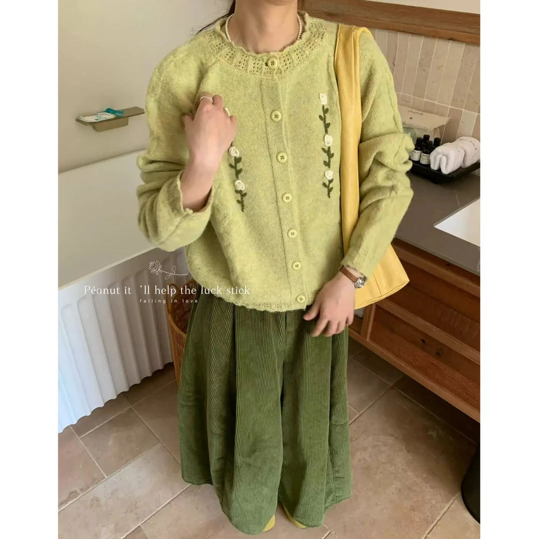 1395韩系温柔百搭钩织花朵复古毛衣开衫女秋新款宽松上衣小个子