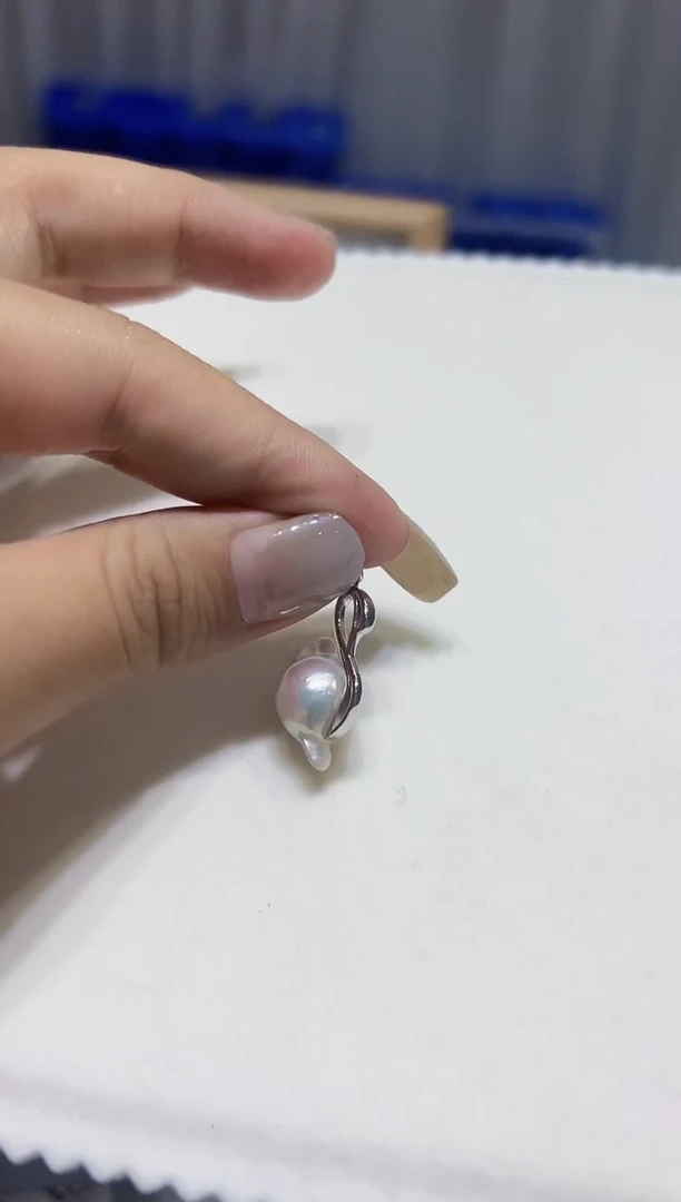 银S925镶嵌吊坠淡水珍珠65