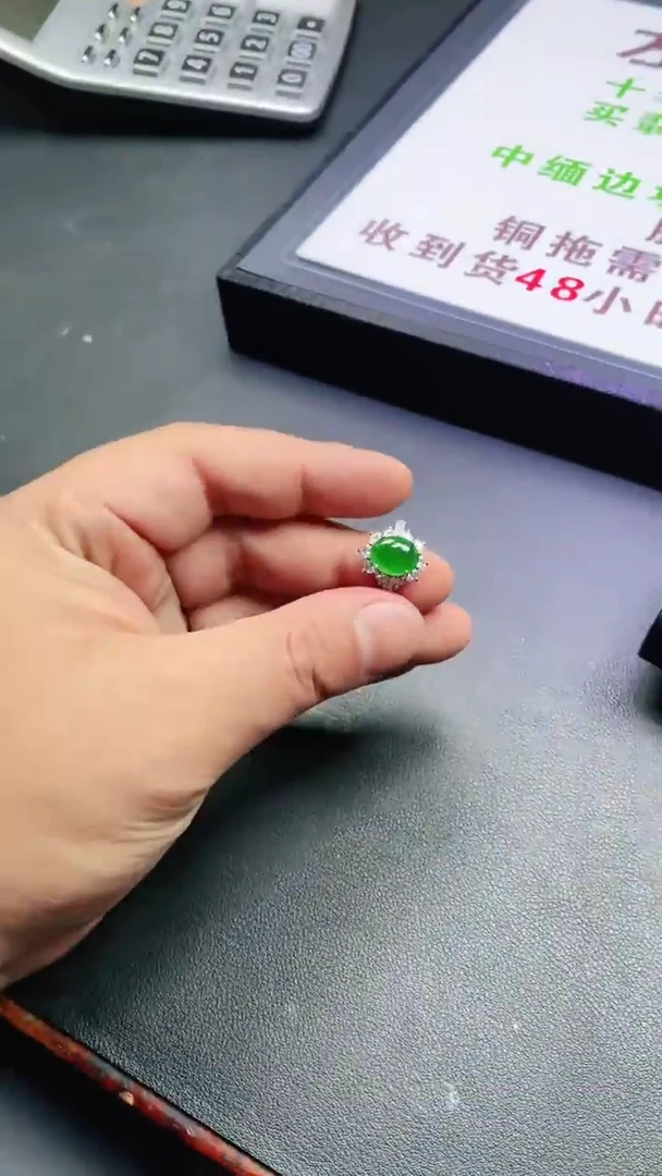 颈饰银S925镶嵌翡翠首饰