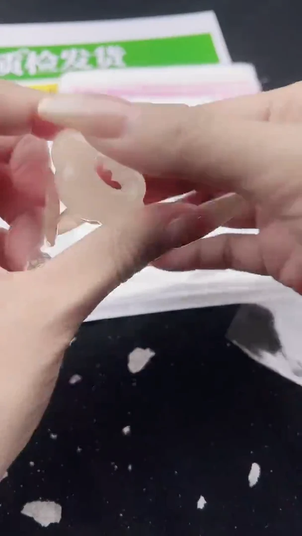 吊坠(赠链)合金石英质玉如意锁吊坠