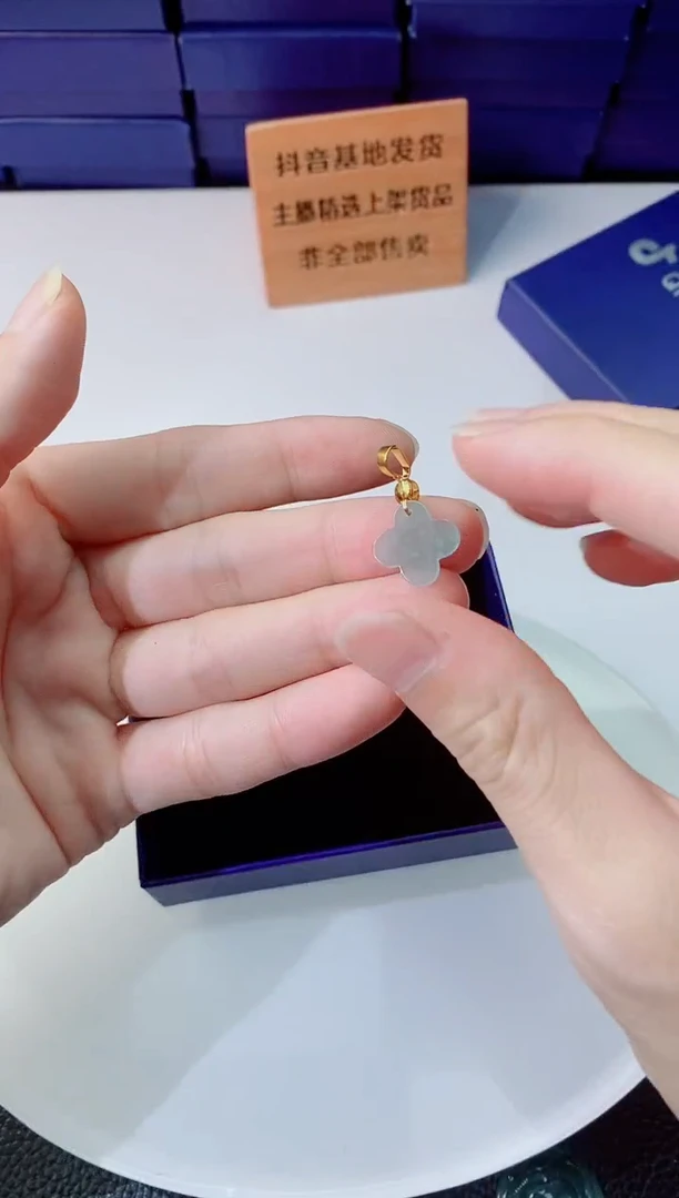 翡翠未镶嵌颈饰11111111