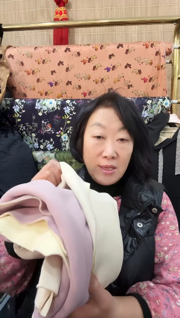 女士芭比裤裁片1黄色+1紫色（无辅料）