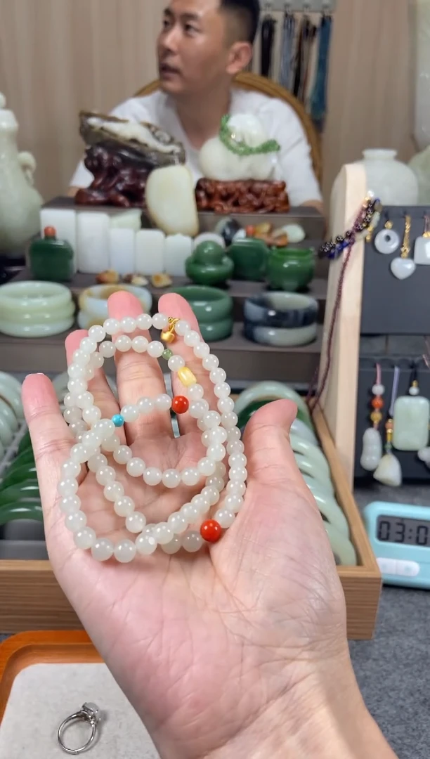 和田玉未镶嵌颈饰和田玉