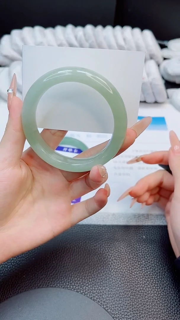 未镶嵌手镯石英质玉65-58