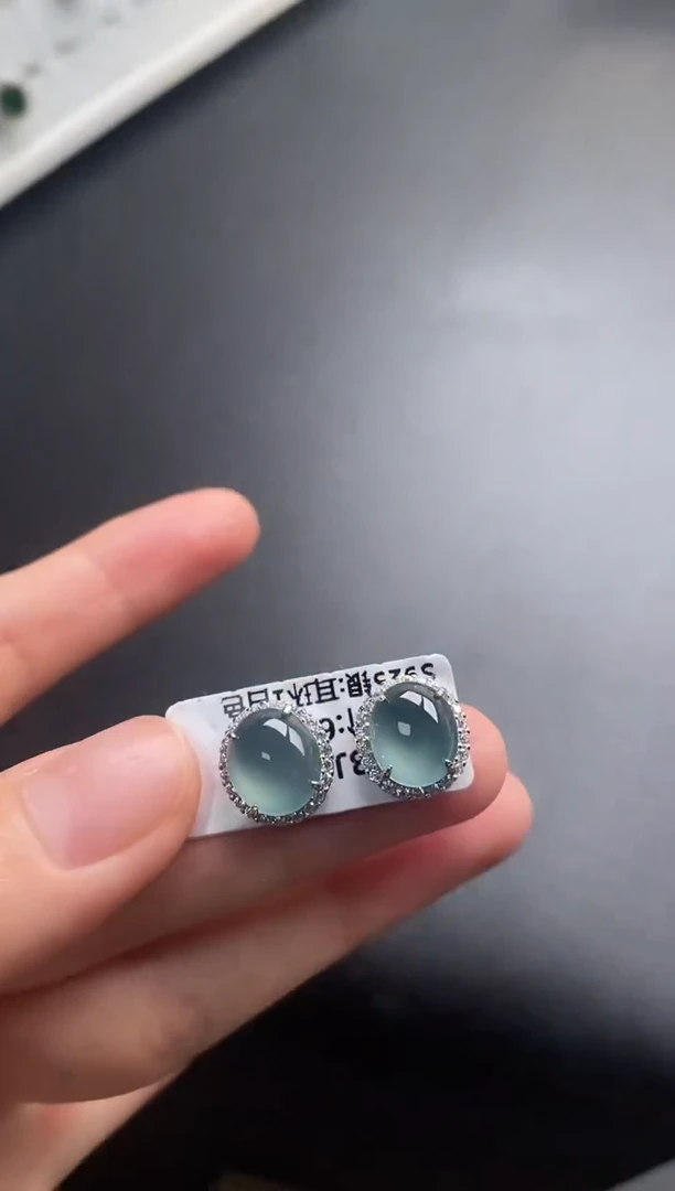 翡翠银S925镶嵌耳饰一物一证一礼盒