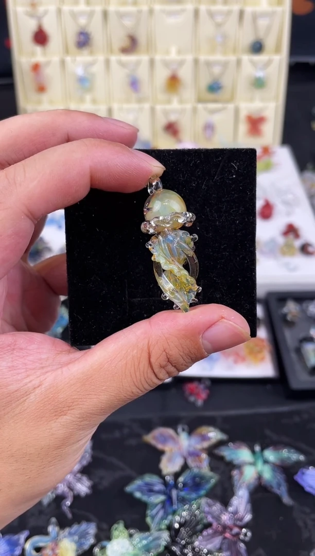 吊坠（赠链）玻璃抠****꒱水母吊坠