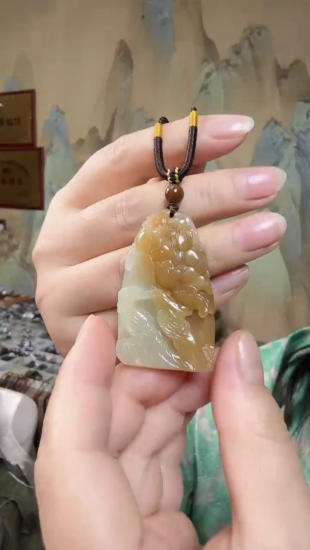 颈饰未镶嵌和田玉.