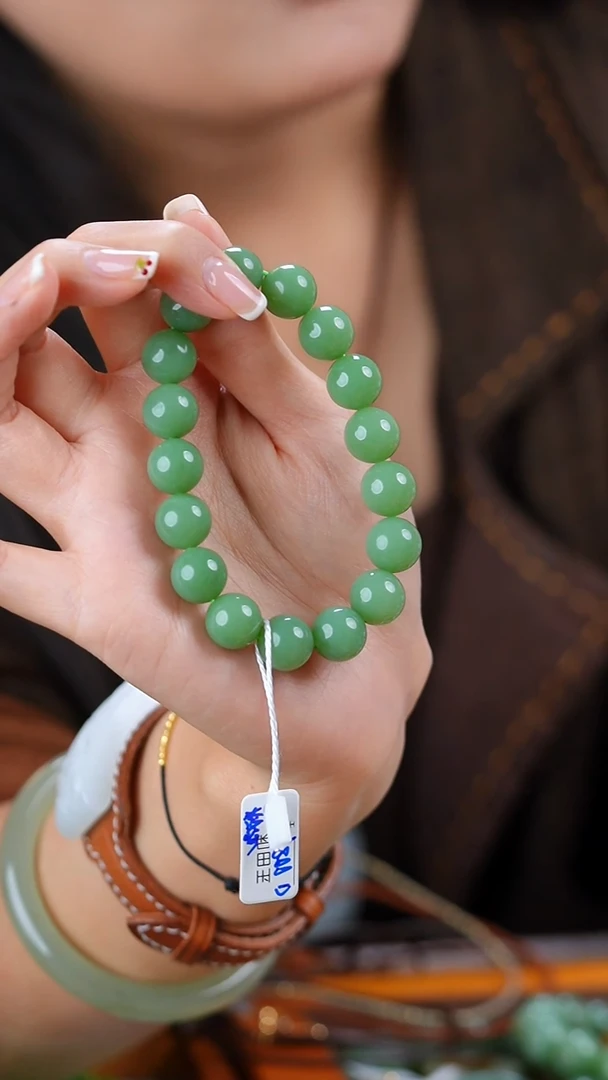 未镶嵌手链和田玉手链