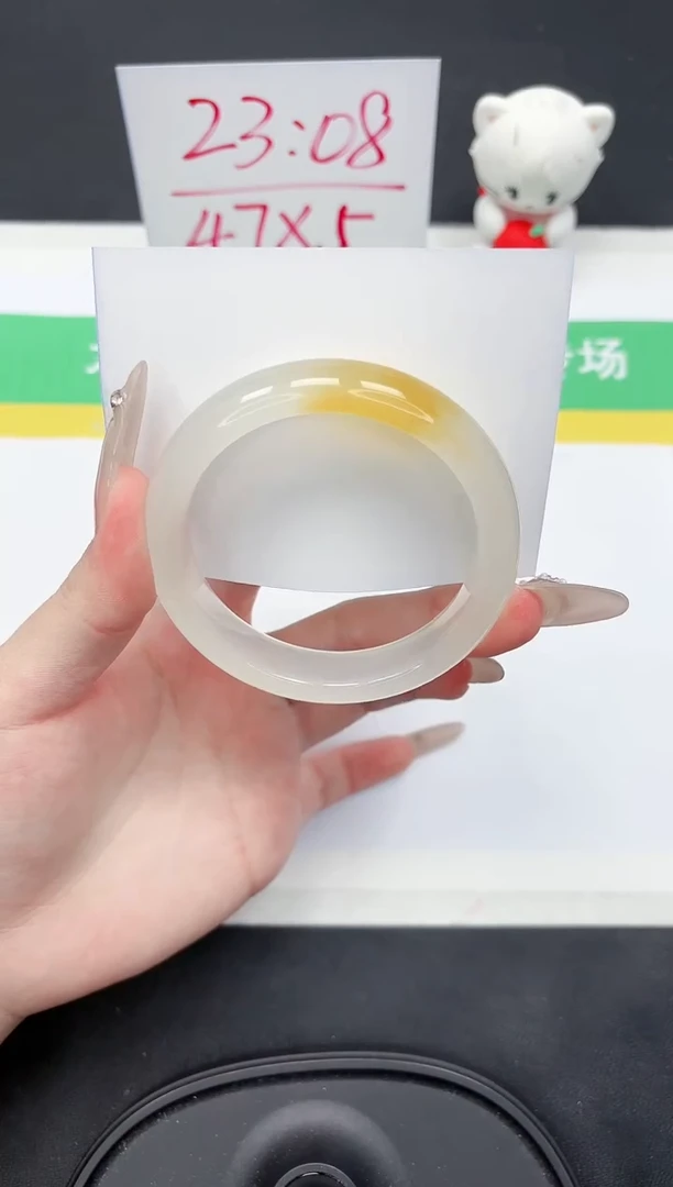 【闪购商品】石英质玉手镯未镶嵌14-58.5