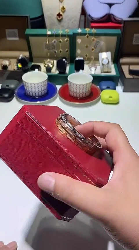 瓷片生活的本意就是开心@@1