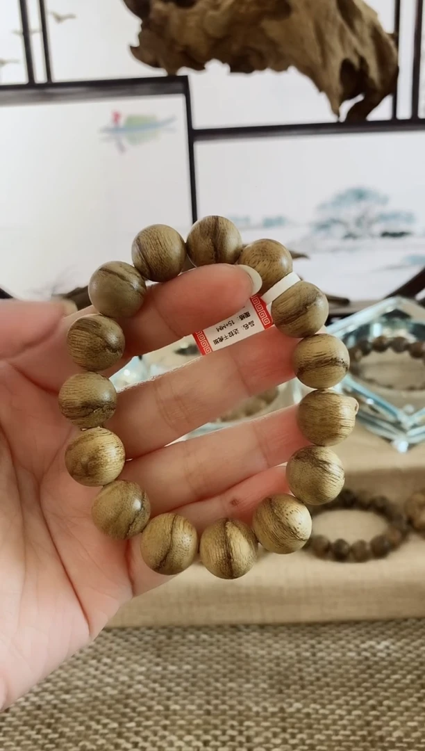 沉香手串达拉干倒架老料15+MM单圈