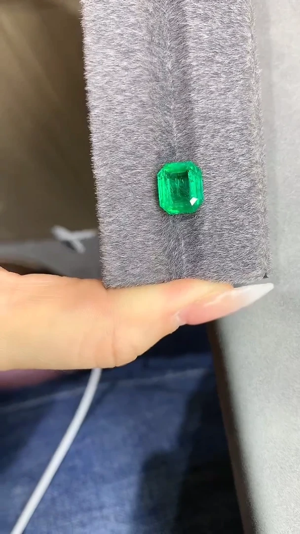 裸石祖母绿沃顿绿裸石3.82ct