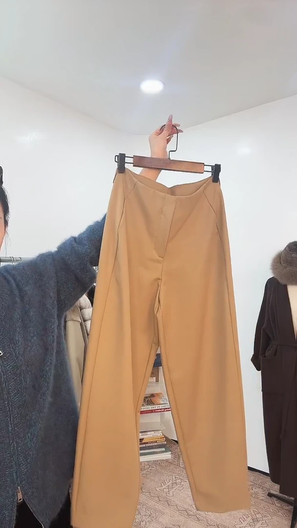 20251030  裤子M码