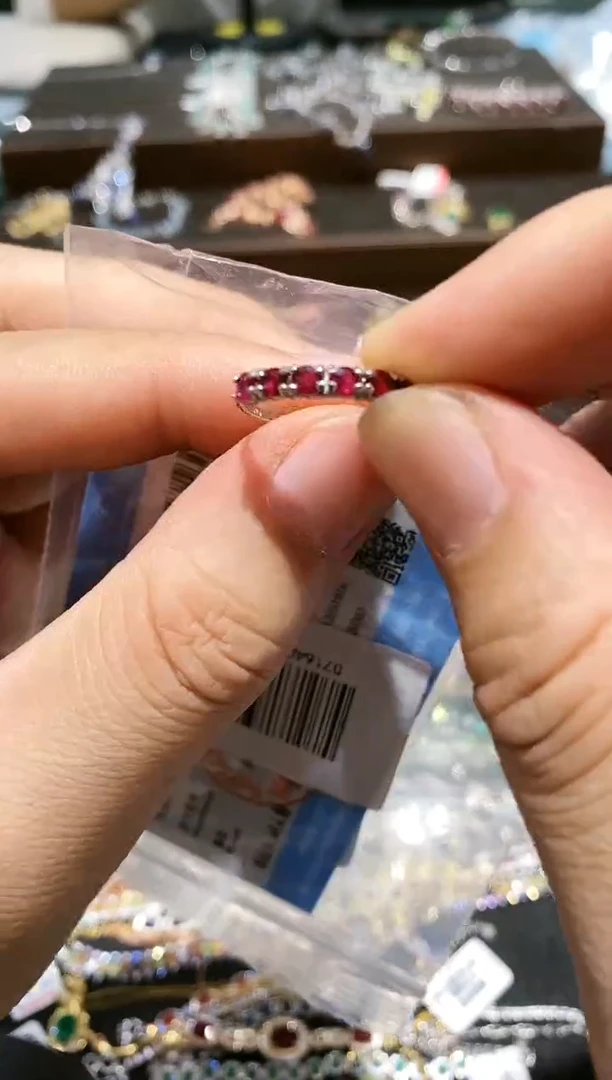 【闪购商品】红宝石戒指银S925镶嵌戒指