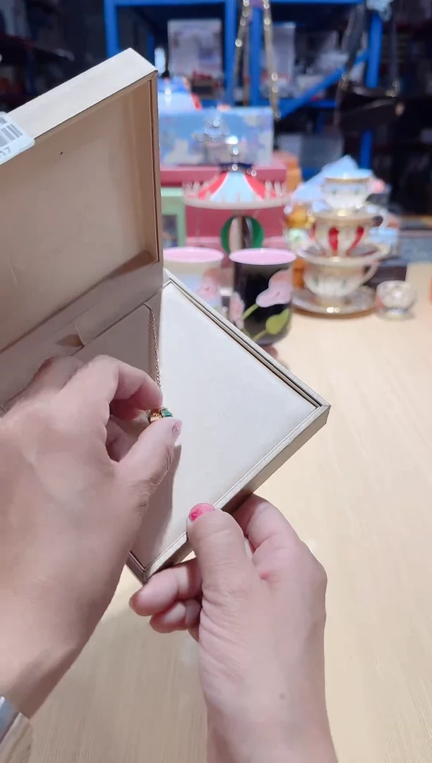 瓷片全场正品  一件不留 @@1