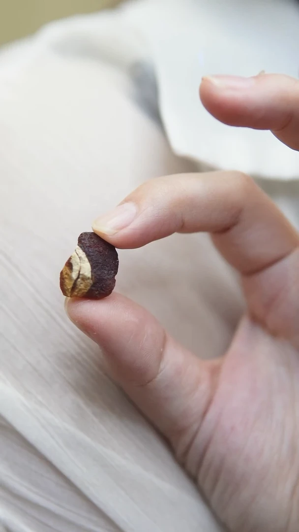 未镶嵌琥珀裸石天****图蜜蜡原石