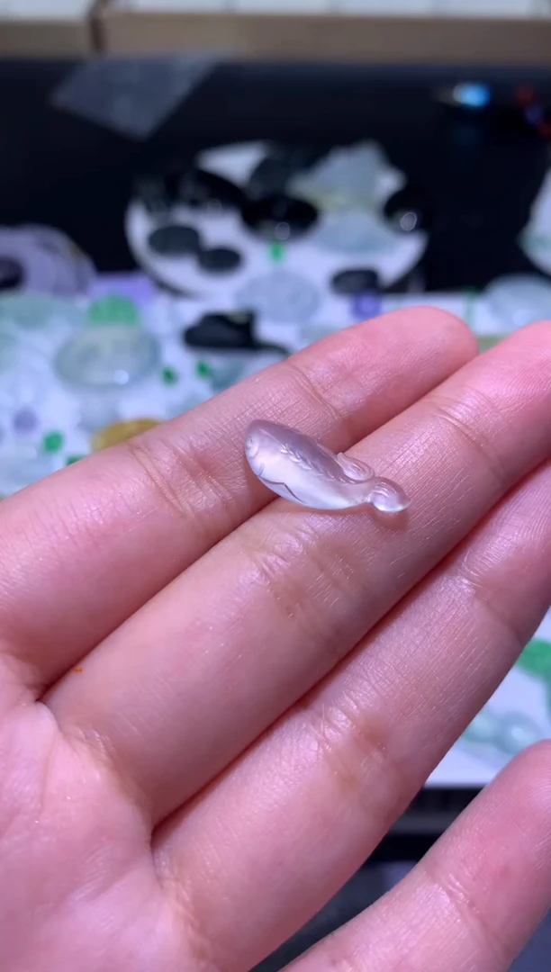 未镶嵌定制翡翠毛货