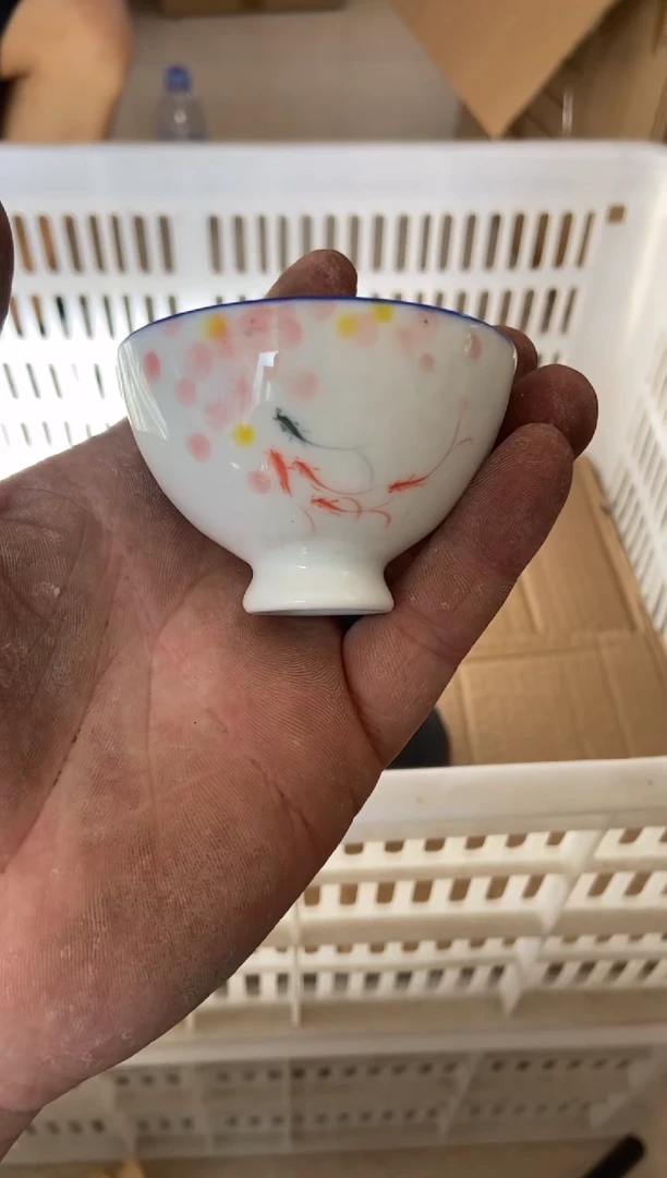 无运费险有瑕疵的摄影的产品有使用过的痕迹有点脏介意勿拍