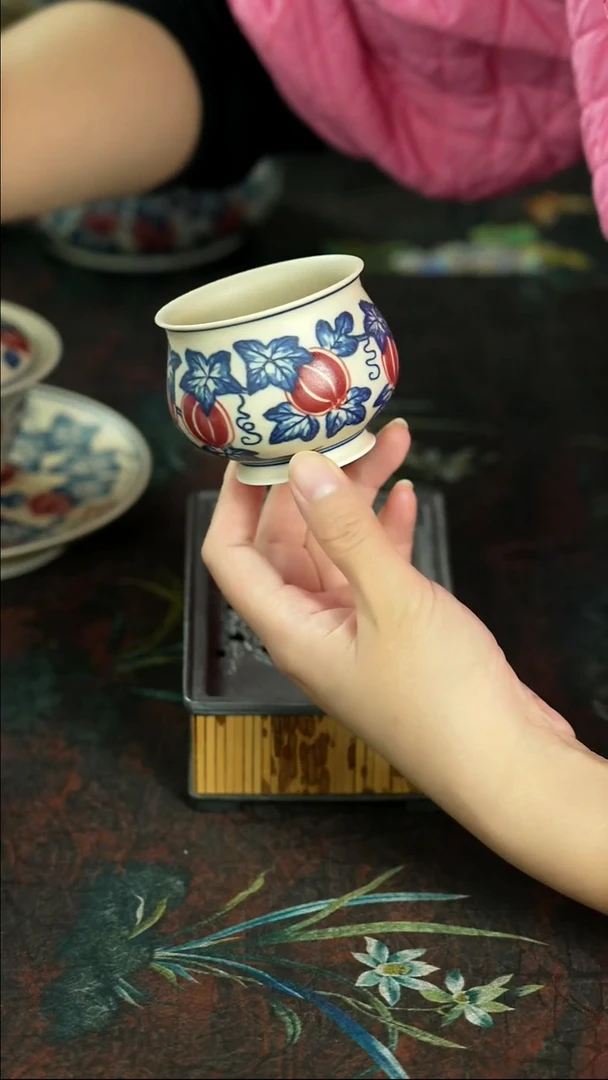 新号开播 连炸七天 关注一下