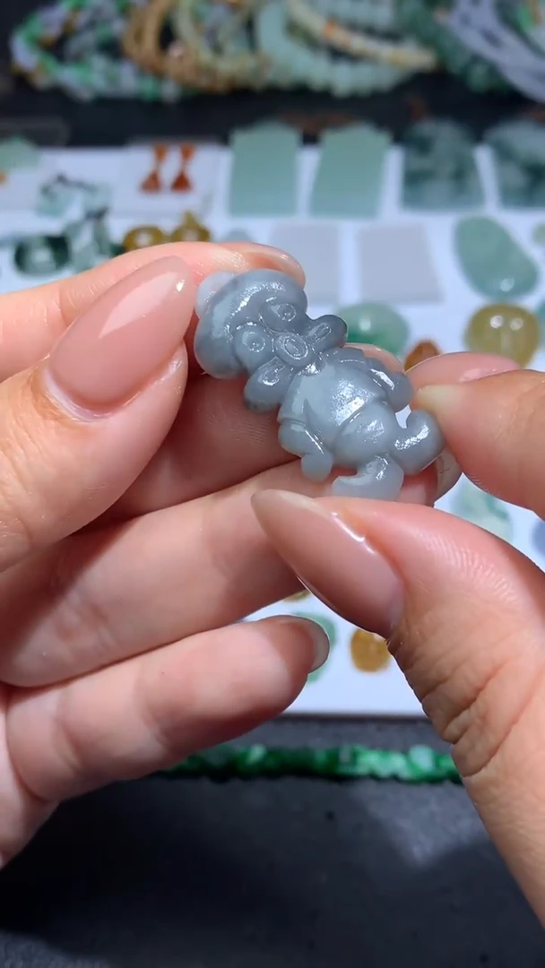 未镶嵌定制翡翠毛货