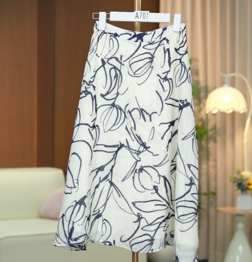 707 AA70 女装连衣裙（大牌尾货 默认剪标 偶有微瑕 介意不拍 ）