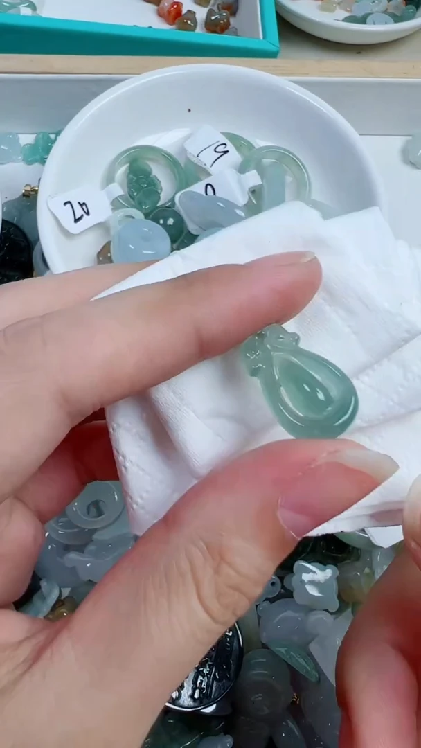 散珠翡翠255号链接，A货翡翠