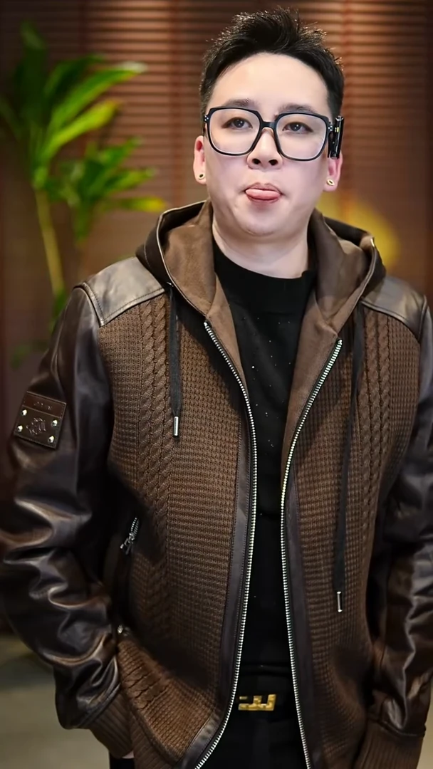 鑫*52码（145-160斤）连帽拼羊皮夹棉夹克