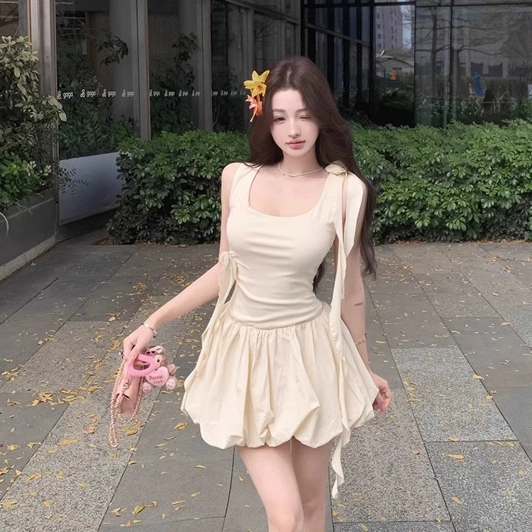 春季新款立体花朵方领甜美收腰花苞短裙杏色修身a字裙子