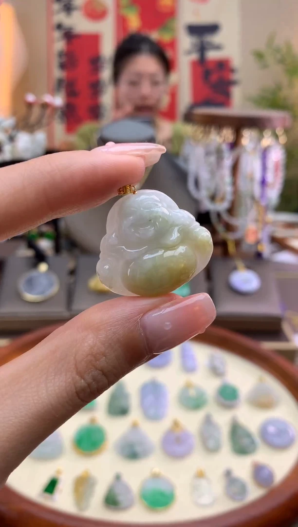 【闪购商品】翡翠颈饰18K金镶嵌佛公