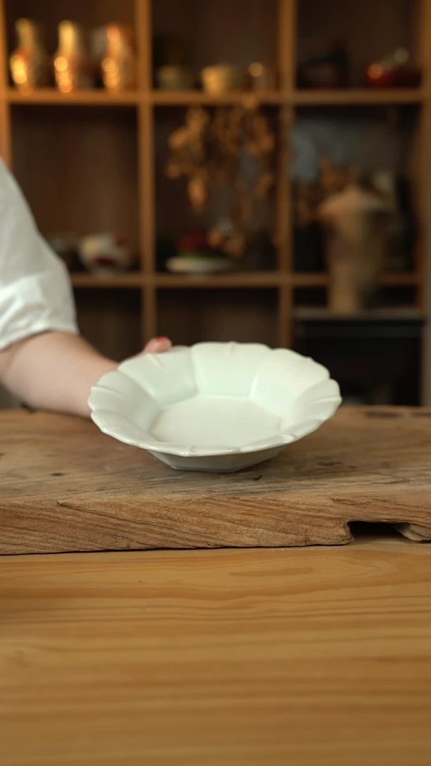 332微瑕福利白色系列的332花瓣盘个