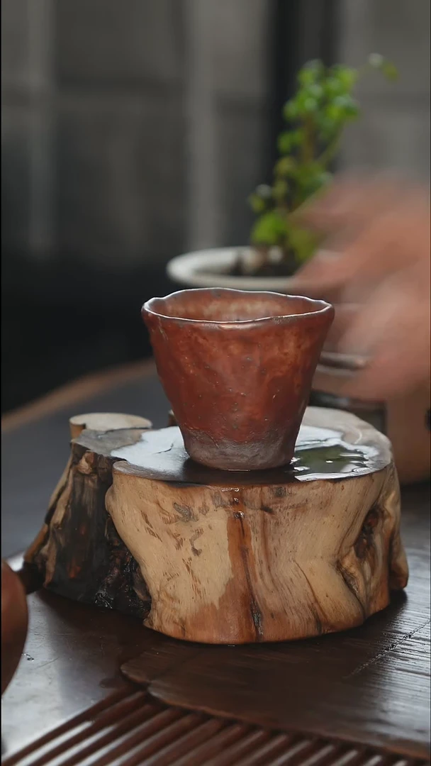 紫砂全手工大手捏杯（火云）