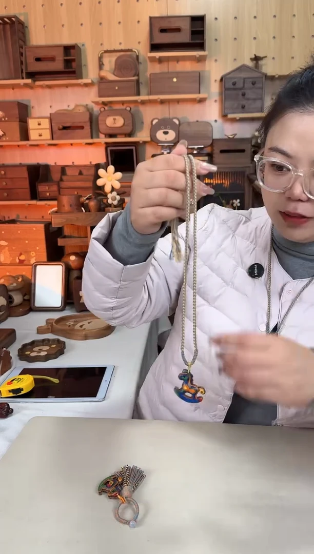 木彩虹木实木小马项链款