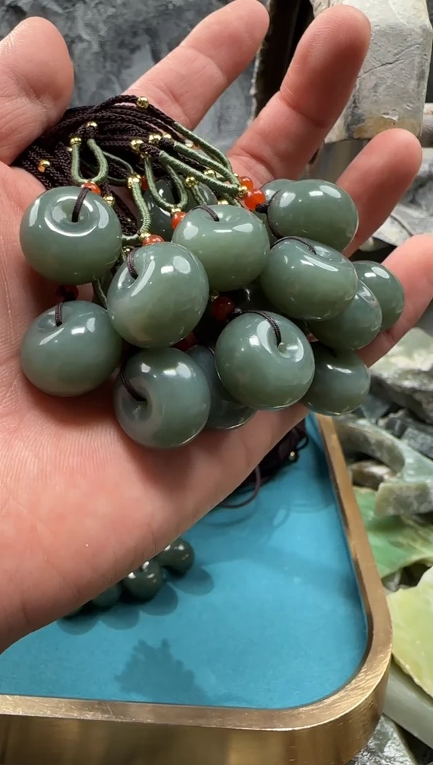 和田玉未镶嵌颈饰吊坠多样性拍一发一件