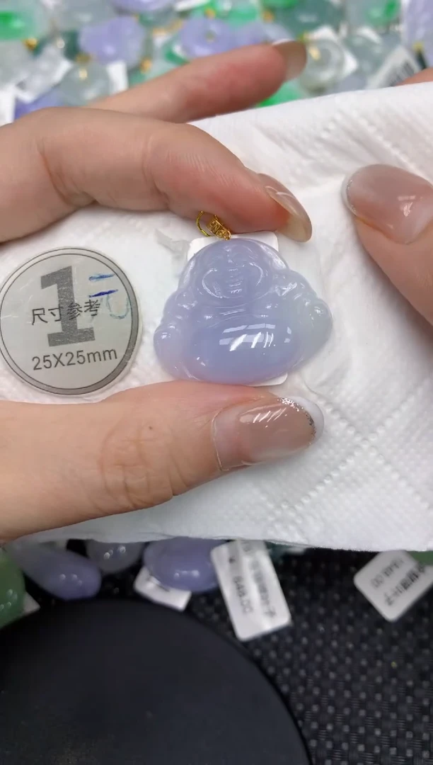 颈饰18K金镶嵌翡翠1111111