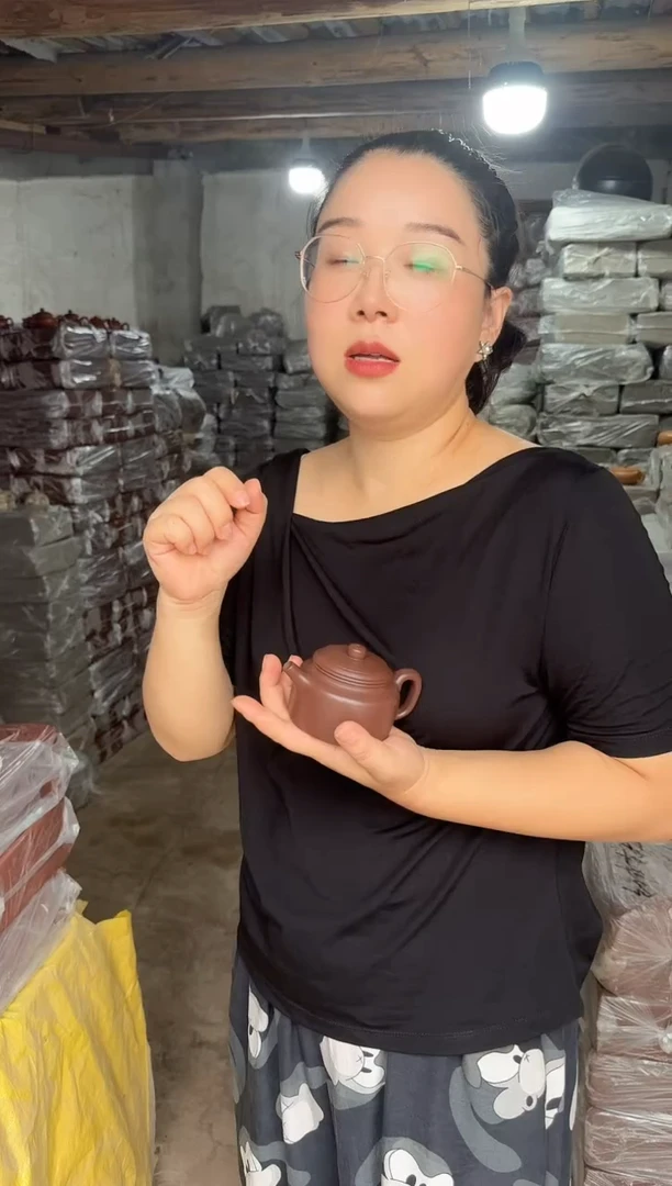 茶壶紫砂底槽青德钟170cc