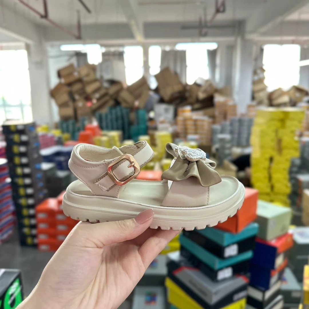 2430高端专享夏季舒适凉鞋米色（老孙专场）