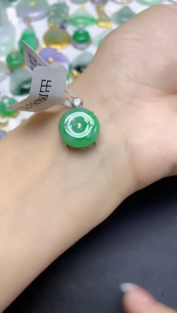 颈饰未镶嵌翡翠天然缅甸翡翠A货多样性发一件