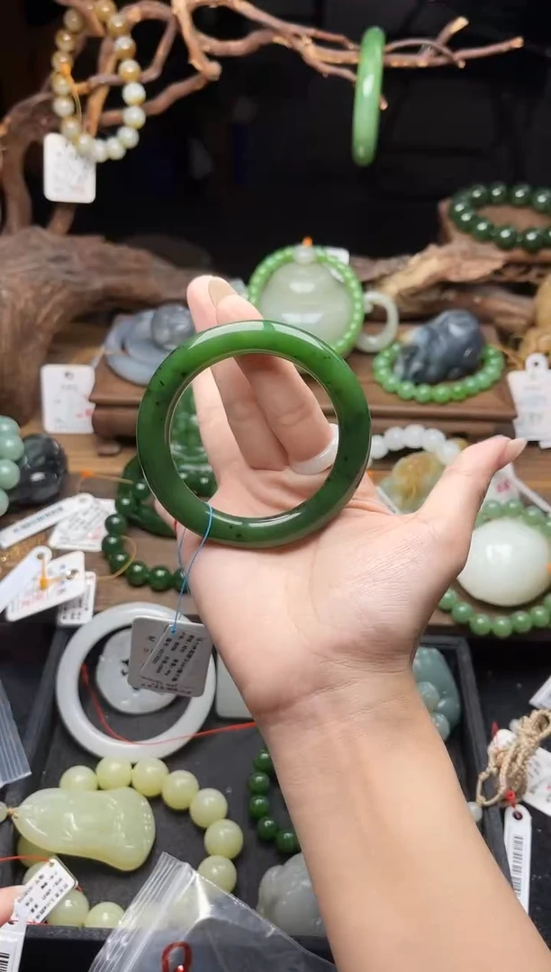 未镶嵌手镯和田玉俄七碧玉 55圈9013933