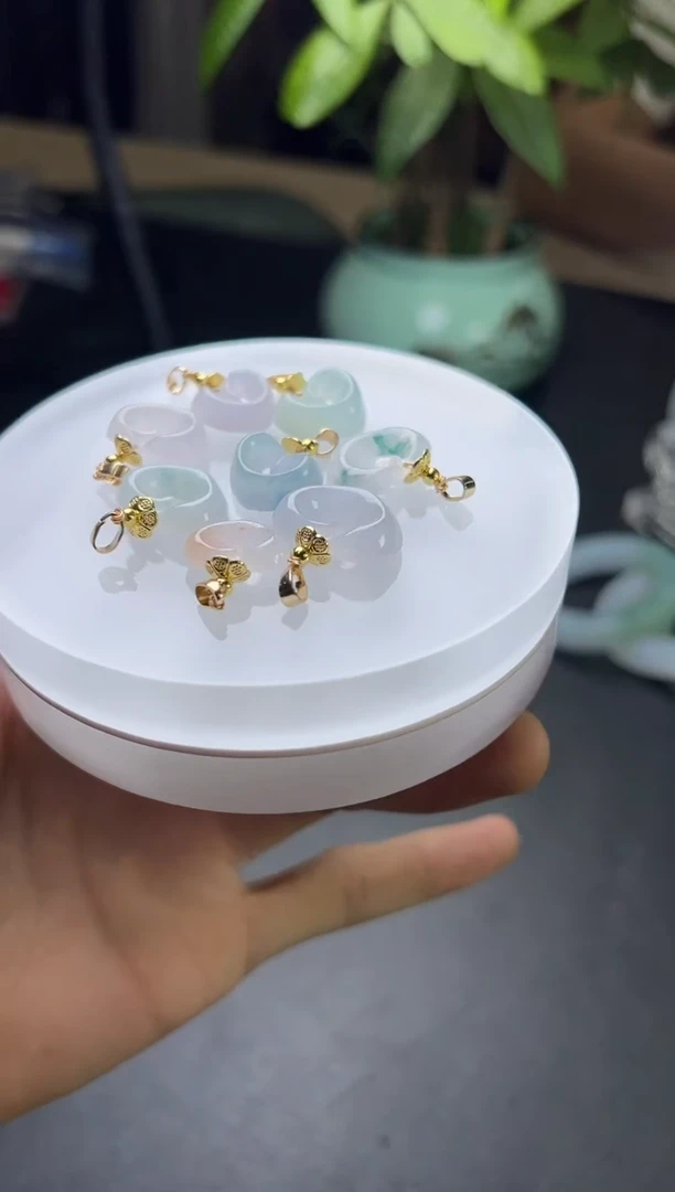 翡翠挂件未镶嵌爱心FL03多样性发其一CP配皮绳