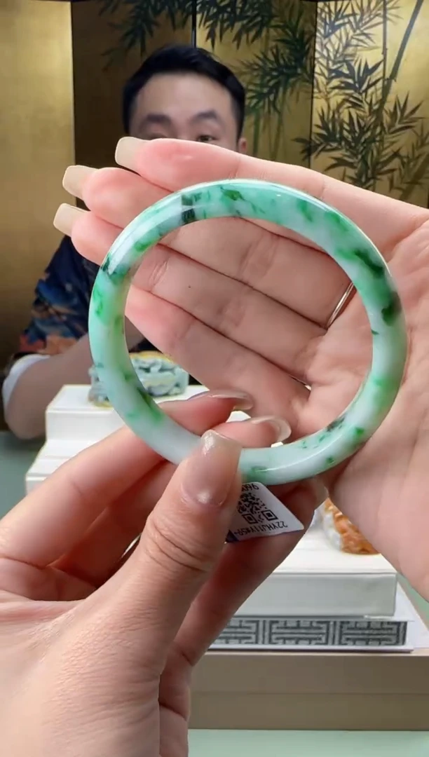 【闪购商品】翡翠手镯未镶嵌MM@@960Q3J12296