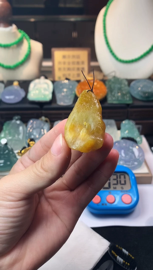 未镶嵌定制翡翠?毛货不退不换